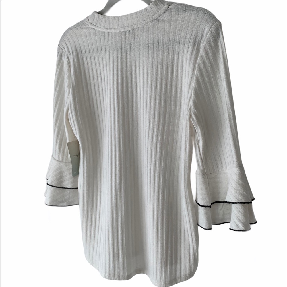 SALE! Brand New Top - Picture 2 of 6